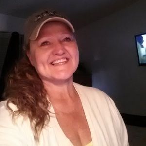 Meet your Posher, Pam